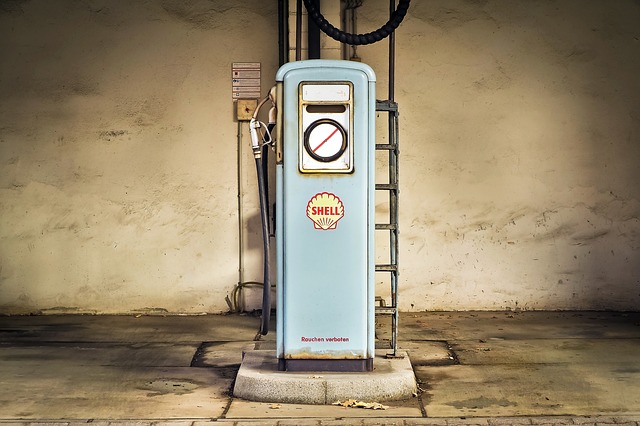 Old school Shell petrol pump